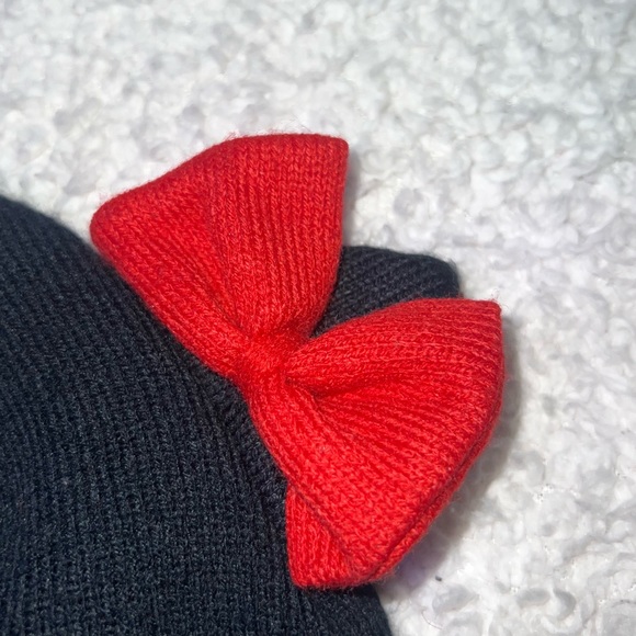 Hello Kitty Levi’s Beanie - Picture 4 of 6